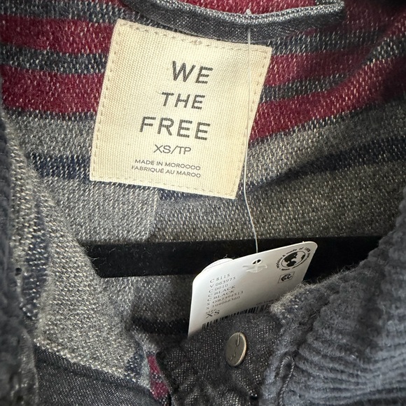 NWT We The Free Sweet Talk Oversized Denim Flannel Lined Chore Jacket XS - Picture 3 of 4